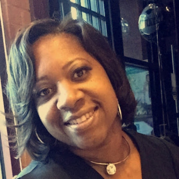 Meet your Posher, Ericka - Picture 1 of 1